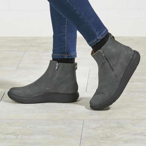Comfort-Orthotic-Boots